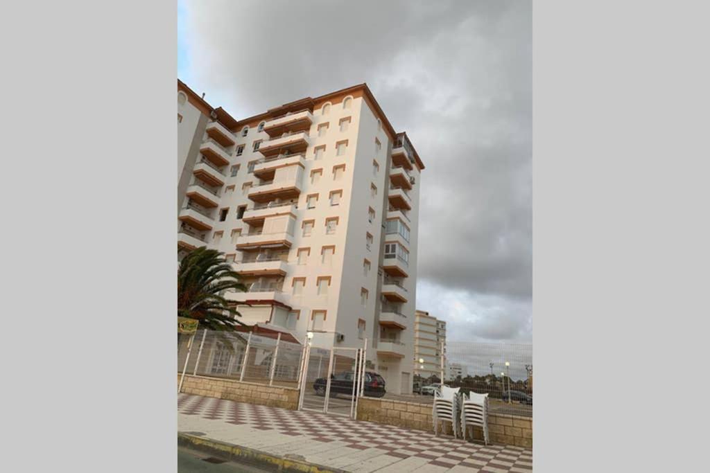 apartamento con vistas valdelagrana El Puerto de Santa María Exterior foto